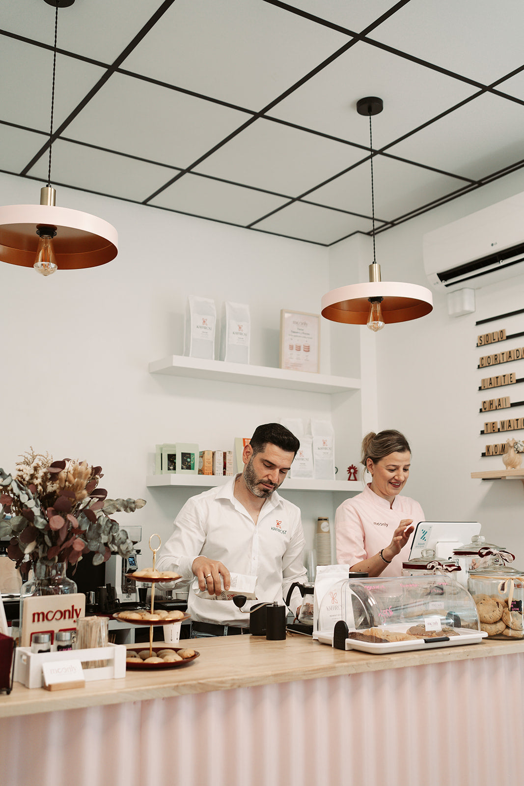 Experiencia Cafetera en Zaragoza | Kaffirost × Moonly Repostería